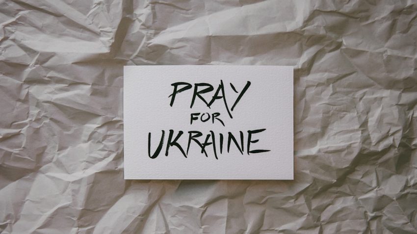 Pray for Ukraine // "Never stop praying." I Thessalonians 5:17